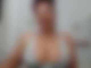 Live cam show with yosselin23 - Genital Piercings on Fling VIP Chat