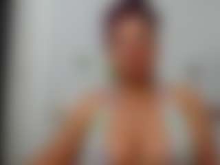 Live cam show with yosselin23 - MILF on Hubzter Live