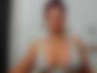 yosselin23's Live Sex Cam Show
