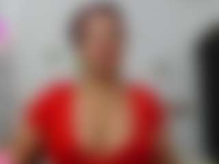 Live cam show with yosselin23 - MILF on live18s.com
