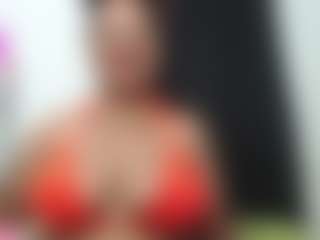 Live cam show with yosselin23 - Granny MILF on Camsoda