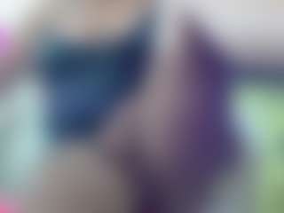 Live cam show with yosselin23 - Glasses on Streamer API
