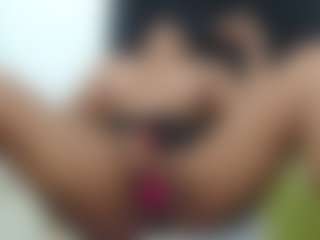 Live cam show with yosselin23 - Granny Big Ass on live.xheat.ai