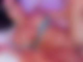 Live cam show with Alisse Miller - Brown Eyes Big Tits on Camsoda