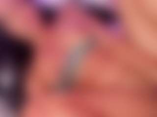 Live cam show with Alisse Miller - Bedroom on fuklive.com