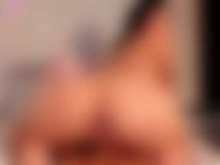 carolyne-parker's Live Sex Cam Show