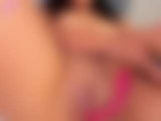 Live cam show with carolyne-parker - Young Adult on Free Soda