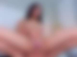 carolyne-parker's Live Sex Cam Show