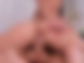 carolyne-parker's Live Sex Cam Show