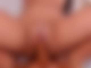 carolyne-parker's Live Sex Cam Show