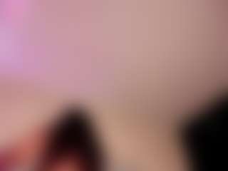 Live cam show with carolyne-parker - Latina Petite on Uber Horny | colombia