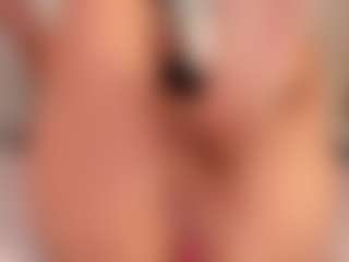 Live cam show with carolyne-parker - Small Tits on TeamSkeetLive