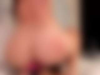 carolyne-parker's Live Sex Cam Show