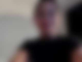 Live cam show with carolyne-parker - Shaved Pussy on SpankPalCams