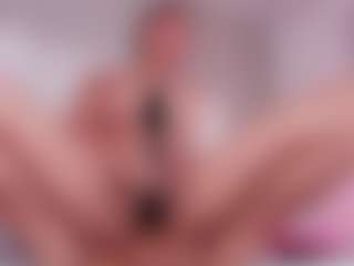 carolyne-parker's Live Sex Cam Show