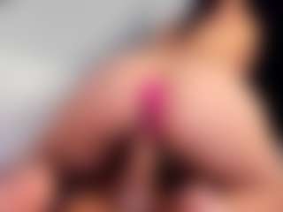 carolyne-parker's Live Sex Cam Show