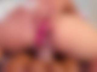 carolyne-parker's Live Sex Cam Show