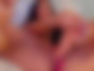 carolyne-parker's Live Sex Cam Show