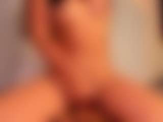 carolyne-parker's Live Sex Cam Show