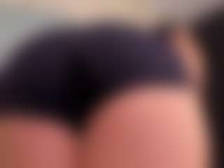 carolyne-parker's Live Sex Cam Show