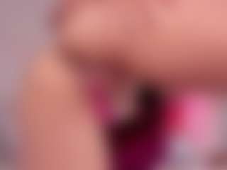 carolyne-parker's Live Sex Cam Show