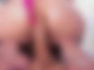 carolyne-parker's Live Sex Cam Show
