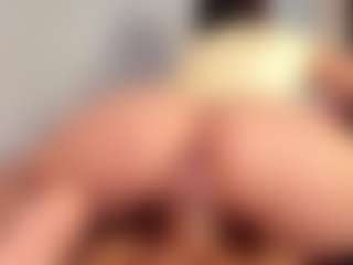 carolyne-parker's Live Sex Cam Show