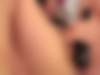 carolyne-parker's Live Sex Cam Show
