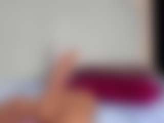 carolyne-parker's Live Sex Cam Show
