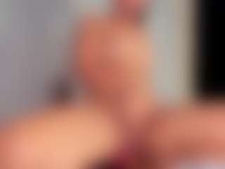 carolyne-parker's Live Sex Cam Show