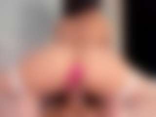 carolyne-parker's Live Sex Cam Show