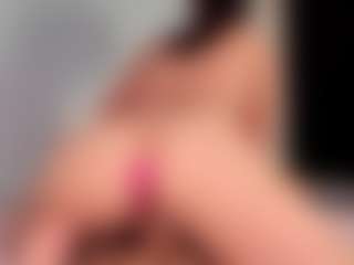 carolyne-parker's Live Sex Cam Show