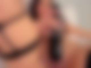 carolyne-parker's Live Sex Cam Show