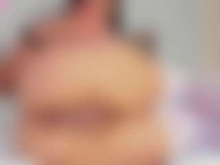 carolyne-parker's Live Sex Cam Show