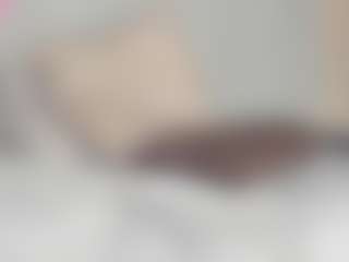 Live cam show with carolyne-parker - Green Eyes on Camsoda