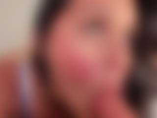 carolyne-parker's Live Sex Cam Show