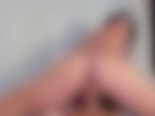 carolyne-parker's Live Sex Cam Show
