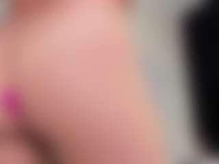 carolyne-parker's Live Sex Cam Show