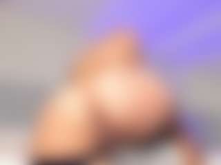 carolyne-parker's Live Sex Cam Show