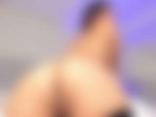 carolyne-parker's Live Sex Cam Show