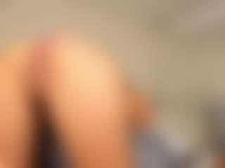 carolyne-parker's Live Sex Cam Show