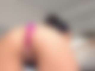 carolyne-parker's Live Sex Cam Show