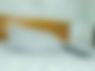Live cam show with carolyne-parker - Petite Teen (18+) on sexylivex.com