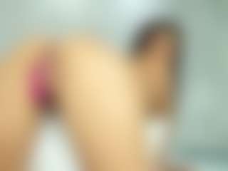 Live cam show with carolyne-parker - Petite Young Adult on milfzrlive.com
