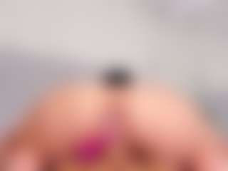 carolyne-parker's Live Sex Cam Show