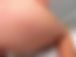 carolyne-parker's Live Sex Cam Show