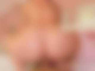 carolyne-parker's Live Sex Cam Show