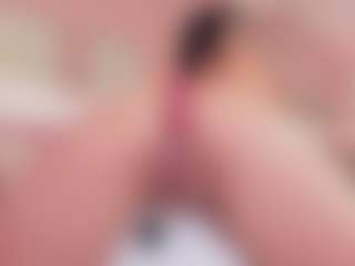 Live cam show with carolyne-parker - Lovense Petite on Porn Luv