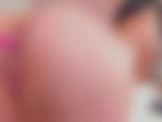 Live cam show with carolyne-parker - Skinny on hotwifechat.live