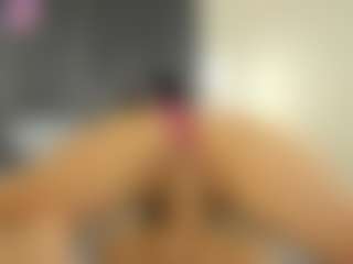 carolyne-parker's Live Sex Cam Show
